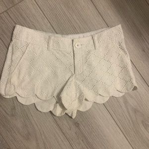 Lilly Pulitzer White Lace “Walsh” shorts
